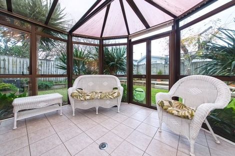 Photo of property in 15 Royal Road, Massey, Auckland, 0614