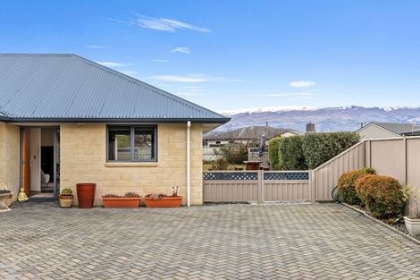 Photo of property in 79 Larch Crescent, Alexandra, 9320