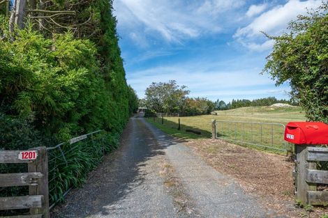 Photo of property in 1201 Oturoa Road, Hamurana, Rotorua, 3072