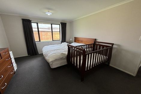 Photo of property in 64 Branigan Parade, Kelvin Grove, Palmerston North, 4414
