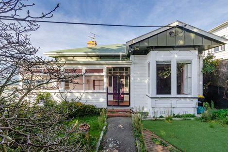 Photo of property in 9 Lerwick Terrace, Melrose, Wellington, 6023