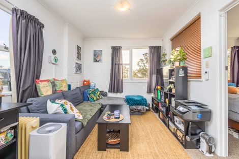 Photo of property in 8/5 Edgars Road, Westmere, Auckland, 1022