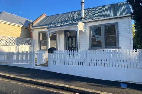 Photo of property in 35 Brownville Crescent, Maori Hill, Dunedin, 9010