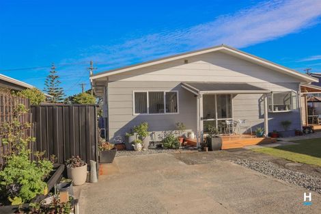 Photo of property in 121 Blake Street, Blaketown, Greymouth, 7805