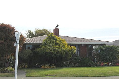 Photo of property in 1/52 Middlepark Road, Sockburn, Christchurch, 8042