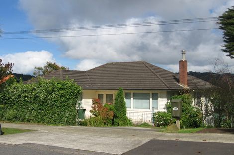 Photo of property in 229 Titirangi Road, Titirangi, Auckland, 0604
