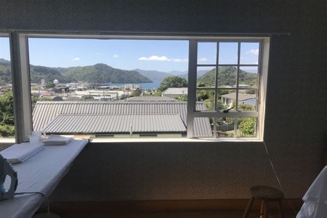 Photo of property in 118 Wellington Street, Picton, 7220