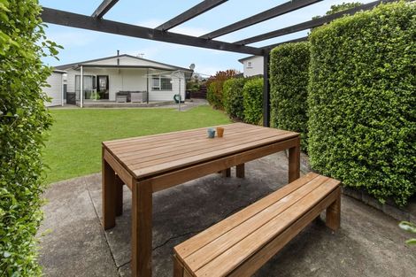 Photo of property in 6 Ajax Place, Highbury, Palmerston North, 4412