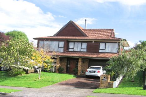 Photo of property in 3 Kookaburra Place, Botany Downs, Auckland, 2010