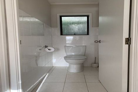 Photo of property in 1/73 Oaktree Avenue, Browns Bay, Auckland, 0630