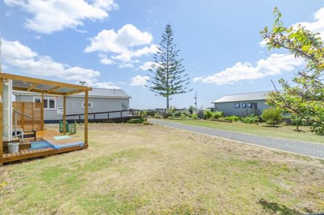 Photo of property in 10 Puriri Avenue, Kaiaua, Pokeno, 2473