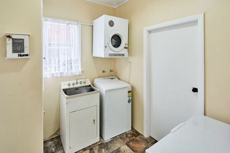 Photo of property in 68 Churton Crescent, Taita, Lower Hutt, 5011