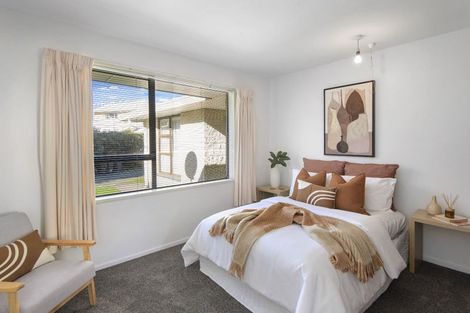 Photo of property in 2/48 Jeffreys Road, Fendalton, Christchurch, 8052