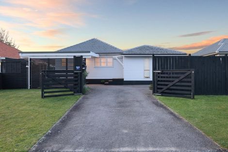 Photo of property in 15 Bernard Street, Avenues, Whangarei, 0110