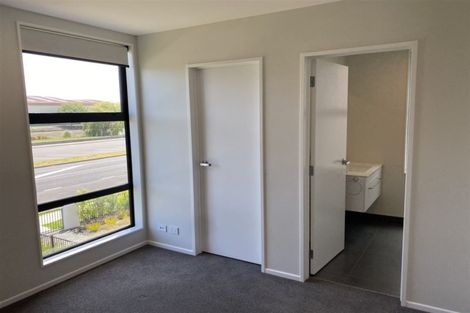 Photo of property in 87 Walters Road, Papakura, Takanini, 2110