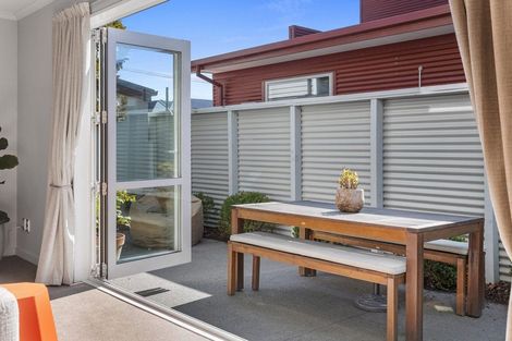 Photo of property in 392a Manchester Street, St Albans, Christchurch, 8014