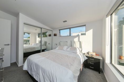 Photo of property in 16 Bucklands Beach Road, Bucklands Beach, Auckland, 2012