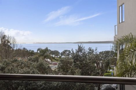 Photo of property in 3e/175 Hurstmere Road, Takapuna, Auckland, 0622