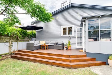 Photo of property in 6 Georges Drive, Napier South, Napier, 4110