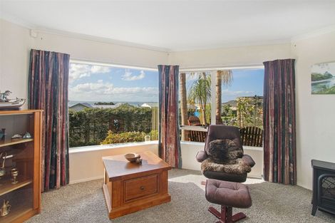 Photo of property in 46 Torkar Road, Clarks Beach, 2122