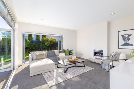 Photo of property in 17a Taylors Avenue, Bryndwr, Christchurch, 8052