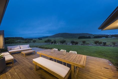 Photo of property in 20 Highland View Drive, Tokomaru, Palmerston North, 4474