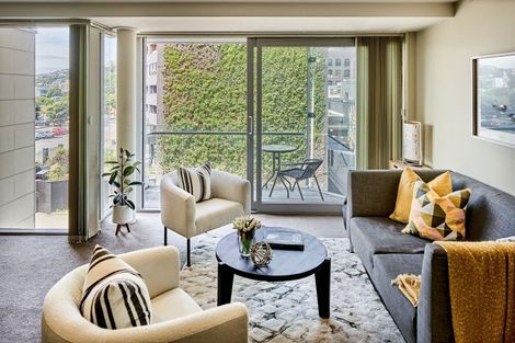 Photo of property in Piermont Apartments, 2h/82 Cable Street, Te Aro, Wellington, 6011