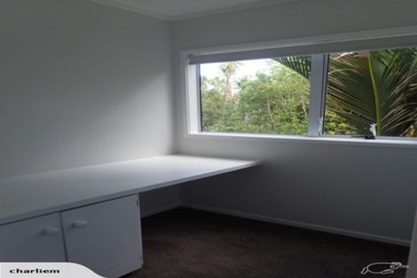 Photo of property in 35a Roland Road, Greenhithe, Auckland, 0632