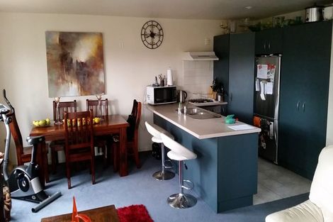 Photo of property in 14/3 Orwell Road, Greenhithe, Auckland, 0632