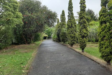 Photo of property in 31 Awaroa Road, Sunnyvale, Auckland, 0612