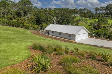 Photo of property in 108 Barrett Road, Riverhead, Albany, 0793