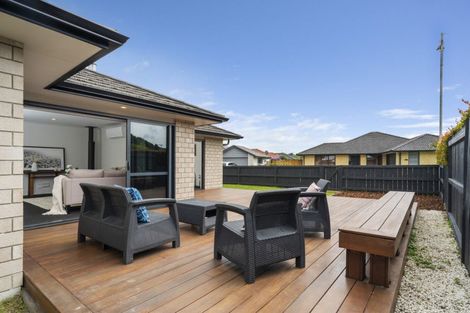 Photo of property in 8 Double Bay Road, Pyes Pa, Tauranga, 3112