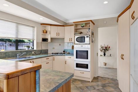 Photo of property in 3 Saddle Row, Welbourn, New Plymouth, 4310