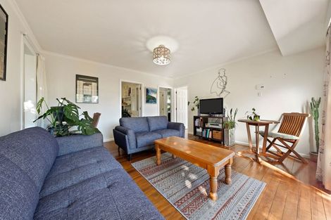 Photo of property in 2/11 Holliss Avenue, Cashmere, Christchurch, 8022