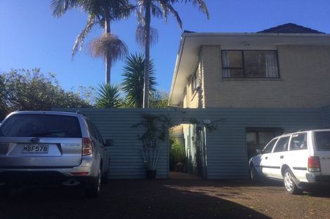 Photo of property in 2 Geoffrey Road, Torbay, Auckland, 0630