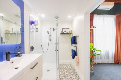 Photo of property in 16 Tamumu Road, Waipawa, 4210