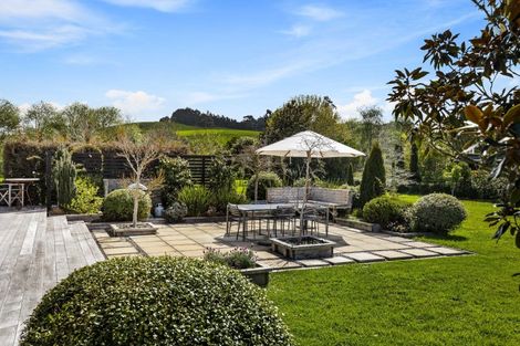 Photo of property in 2 Valley Road, Waitoki, Kaukapakapa, 0871