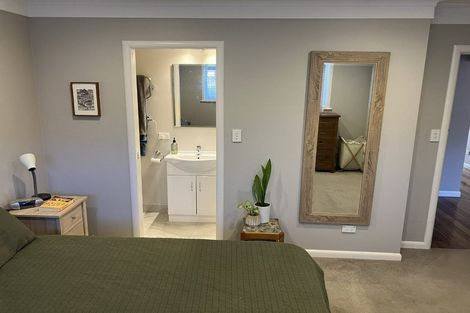 Photo of property in 25 Great South Road, Papakura, 2110