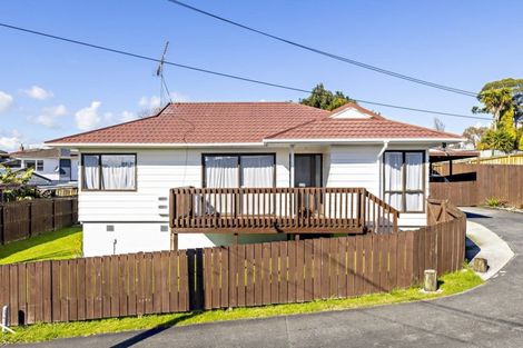 Photo of property in 2/22 Swaffield Road, Papatoetoe, Auckland, 2025