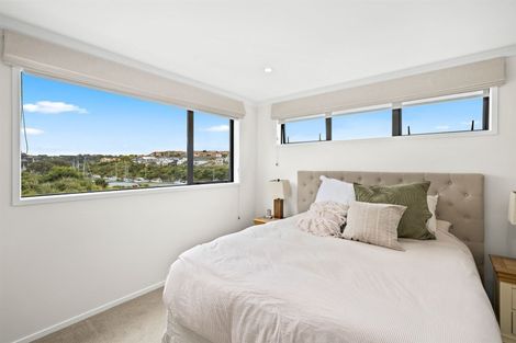 Photo of property in 77 Pinecrest Drive, Gulf Harbour, Whangaparaoa, 0930