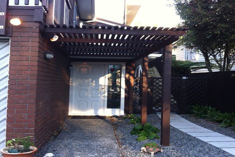 Photo of property in 33 Ngaio Gorge Road, Ngaio, Wellington, 6035