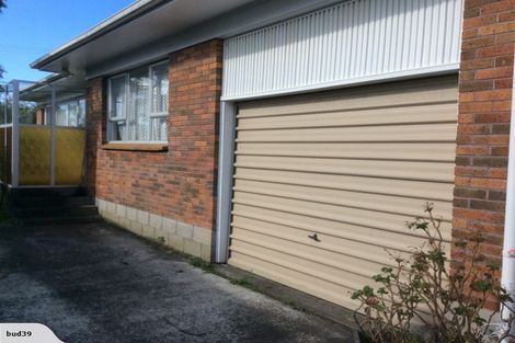 Photo of property in 1/17 Doment Crescent, Orewa, 0931