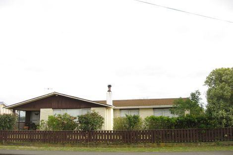 Photo of property in 214 Chatham Road, Flaxmere, Hastings, 4120