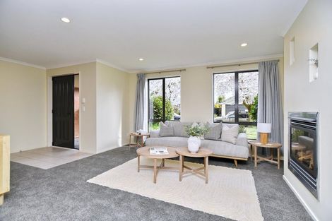 Photo of property in 11 Parkside Crescent, Northwood, Christchurch, 8051
