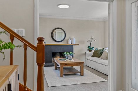 Photo of property in 34 Norwood Road, Bayswater, Auckland, 0622