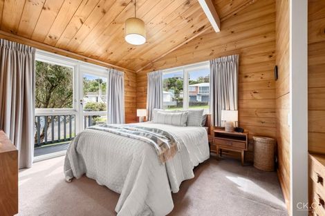 Photo of property in 224 Dowse Drive, Maungaraki, Lower Hutt, 5010