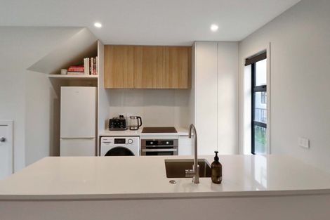 Photo of property in 3/92 Oxford Terrace, Epuni, Lower Hutt, 5011