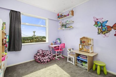 Photo of property in 47 Bedford Street, Cannons Creek, Porirua, 5024