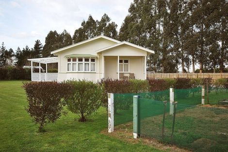 Photo of property in 14 Dalefield Road, Carterton, 5713