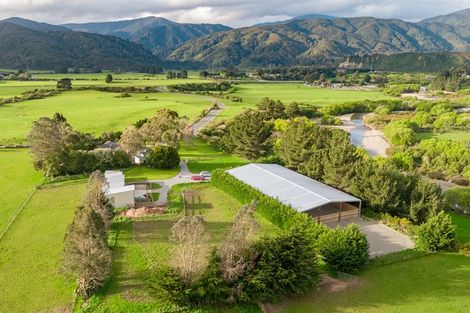 Photo of property in 82 Gilbert Road, Kaitoke, Upper Hutt, 5018